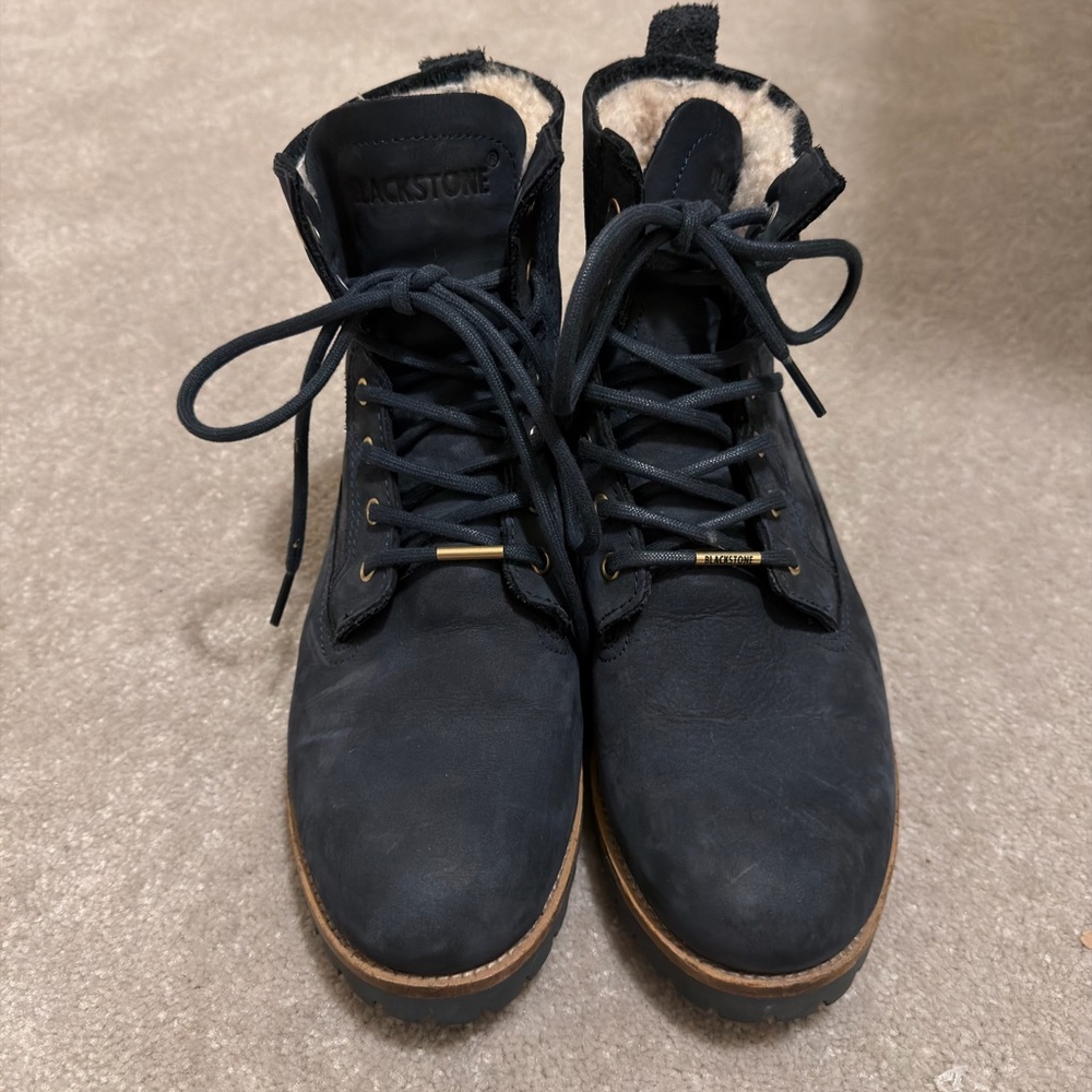 Blackstone Women's Dark Lace-Up Boots